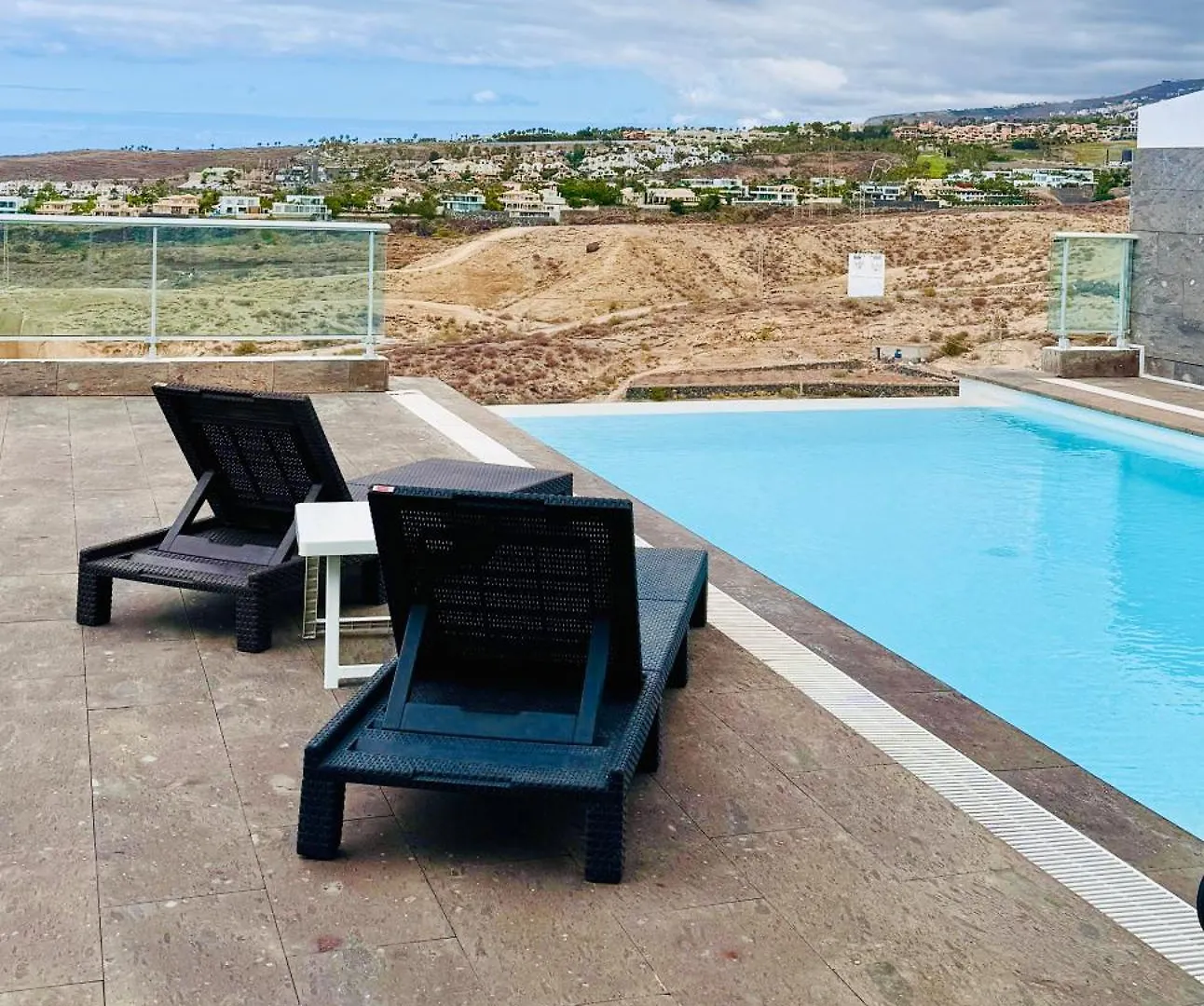 Villa Mirador Del Duque アデヘ